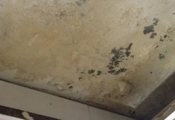毕节阳台漏水维修公司分享下毕节卫生间渗水维修需要注意哪些问题。