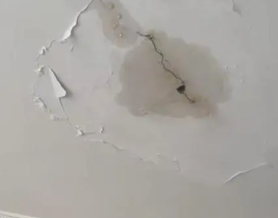 毕节阳台漏水维修公司分享下屋面防水工程质量问题原因分析